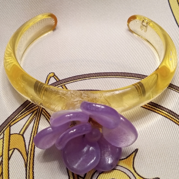 Chanel Resin Cuff Bracelet w/ Purple Camellia Flower - 100% Authentic - Picture 6 of 7
